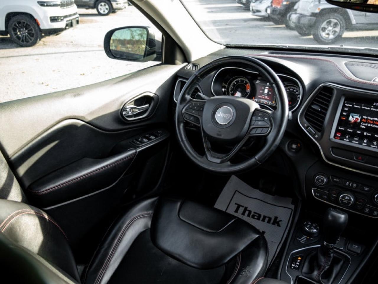 2019 Jeep Cherokee Trailhawk Photo