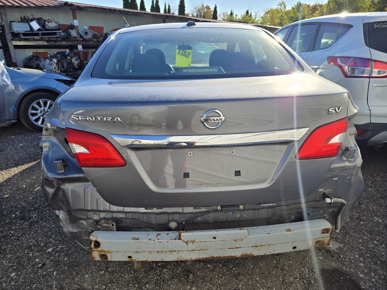 2018 Nissan Sentra SV Photo3