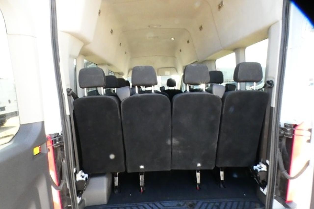 2023 Ford Transit 350 XL 15 pass. High Roof AWD w/cloth seat, NAV, BUC - Photo #9