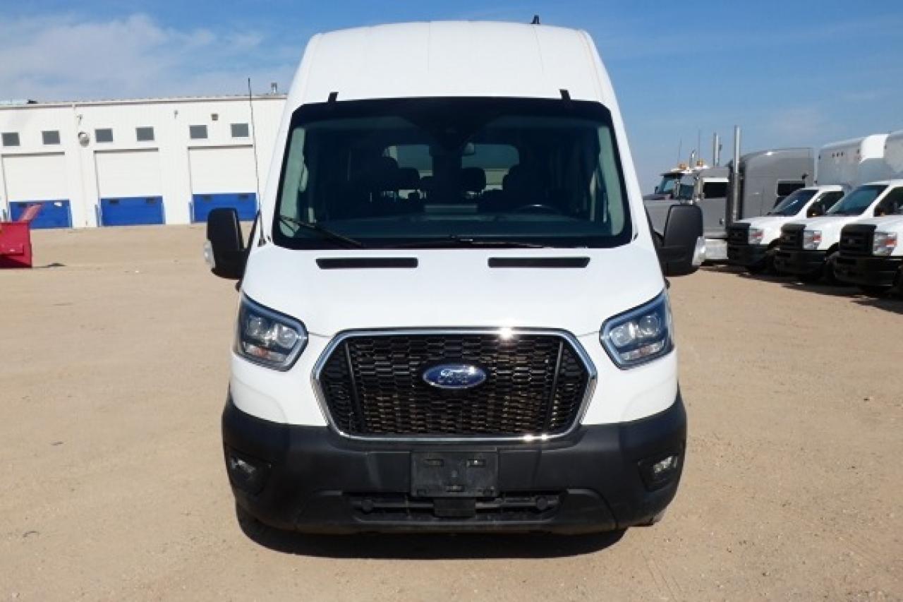 2023 Ford Transit 350 XL 15 pass. High Roof AWD w/cloth seat, NAV, BUC - Photo #3
