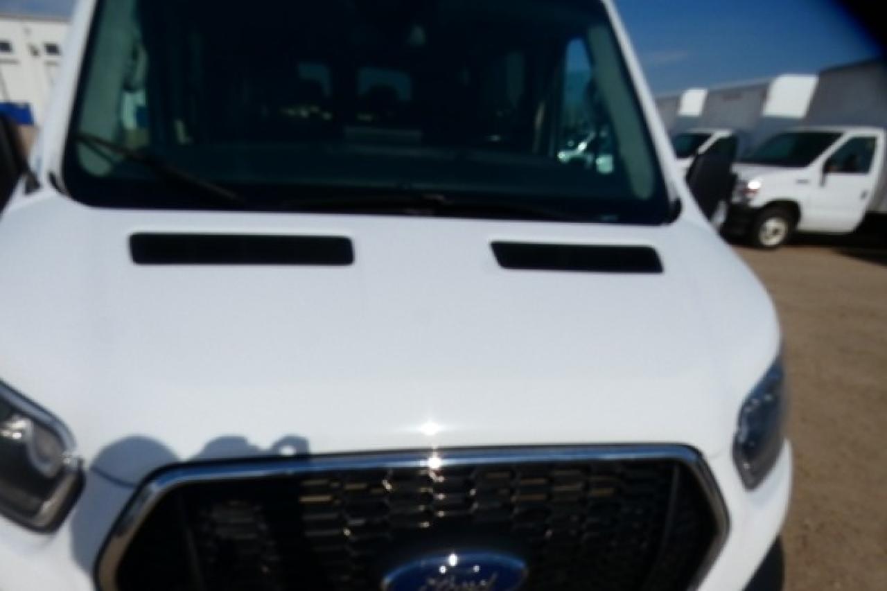 2023 Ford Transit 350 XL 15 pass. High Roof AWD w/cloth seat, NAV, BUC - Photo #32