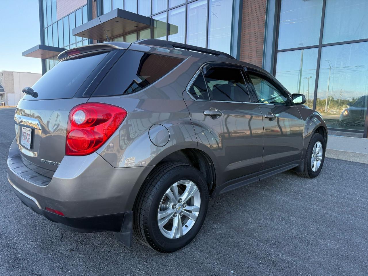 2010 Chevrolet Equinox 1LT Photo
