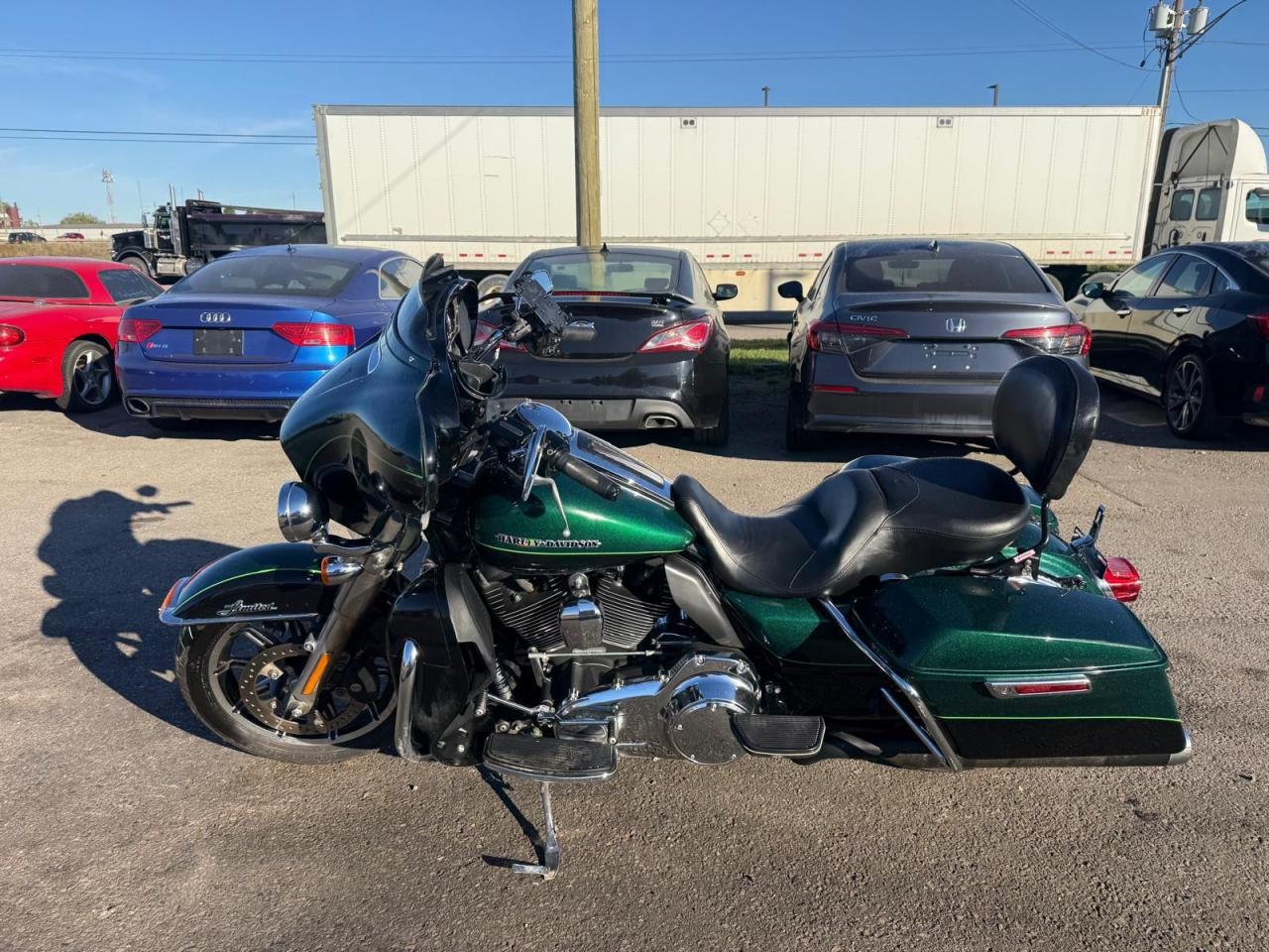 2015 Harley-Davidson Electra Glide Classic ULTRA LIMITED, EXHAUST, RARE GREEN COLOUR, AS IS - Photo #2