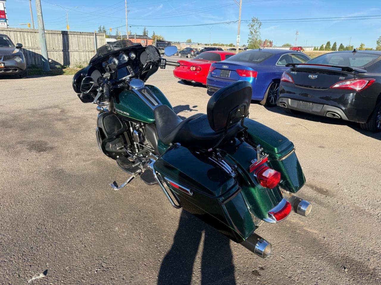 2015 Harley-Davidson Electra Glide Classic ULTRA LIMITED, EXHAUST, RARE GREEN COLOUR, AS IS - Photo #3