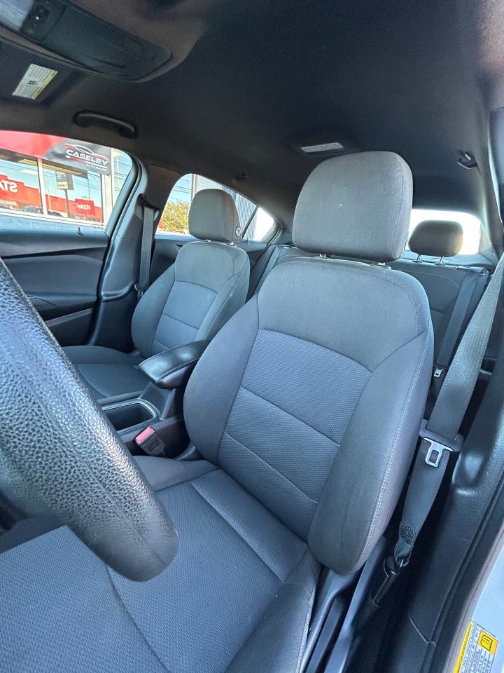 2018 Chevrolet Cruze LT - Photo #8