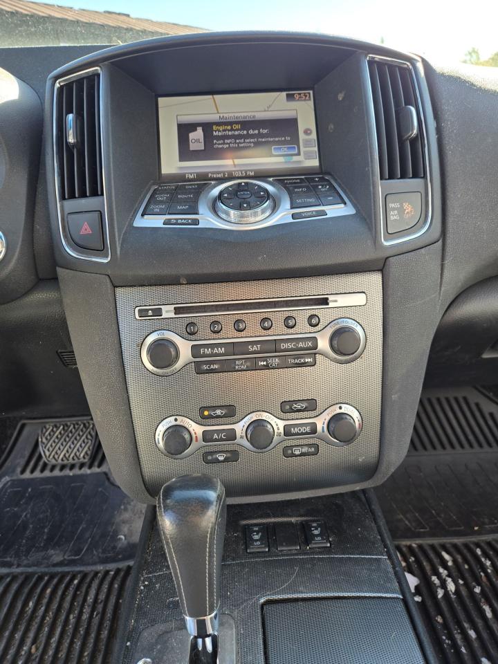2011 Nissan Maxima 3.5 SV - Photo #17