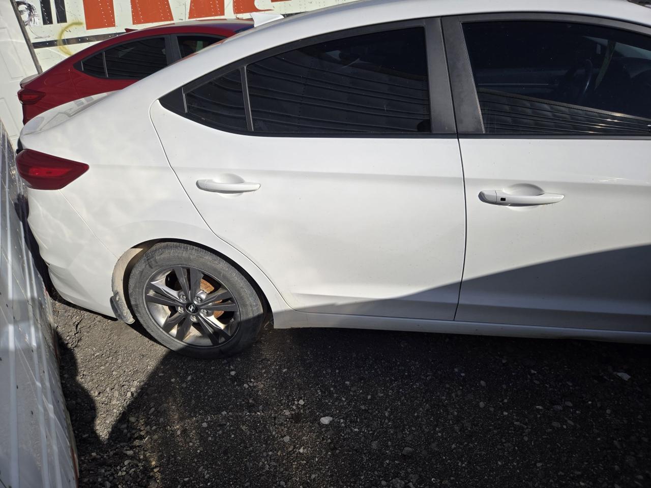 2018 Hyundai Elantra GL SE - Photo #4