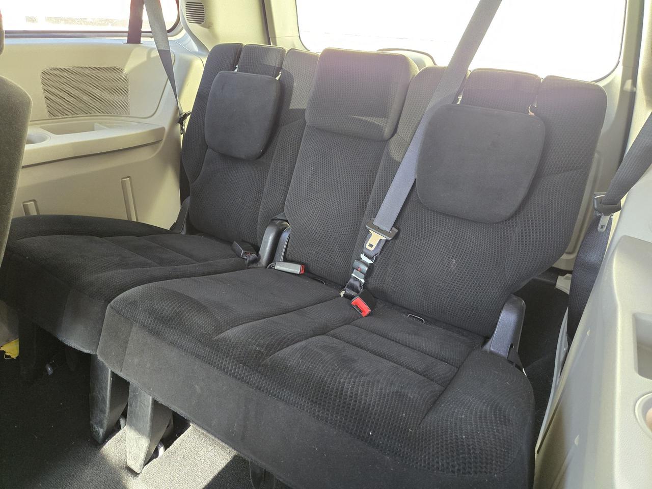 2016 Dodge Grand Caravan SXT Photo