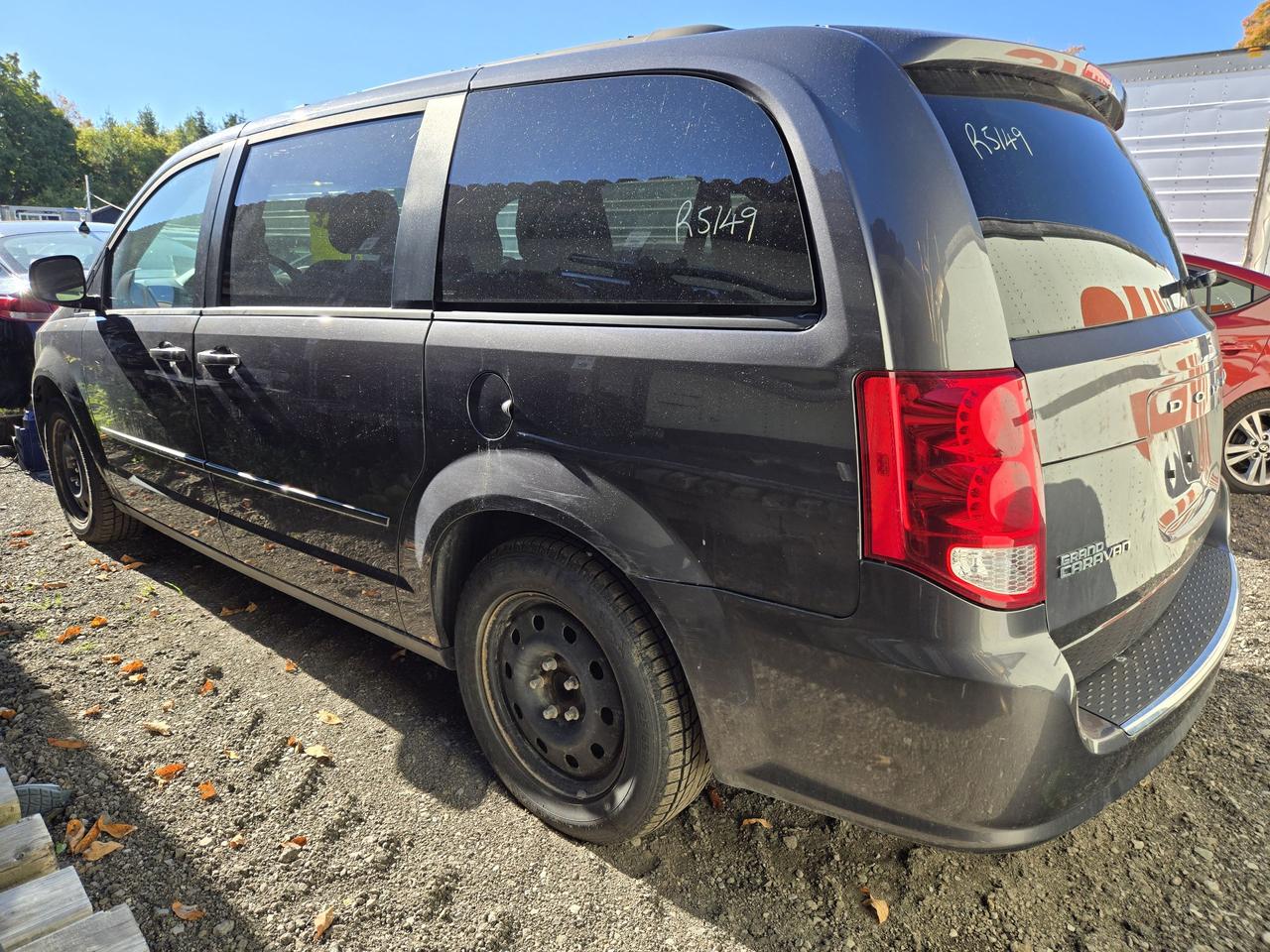 2016 Dodge Grand Caravan SXT Photo