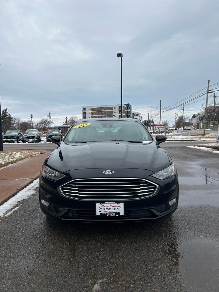 2019 Ford Fusion SE Photo
