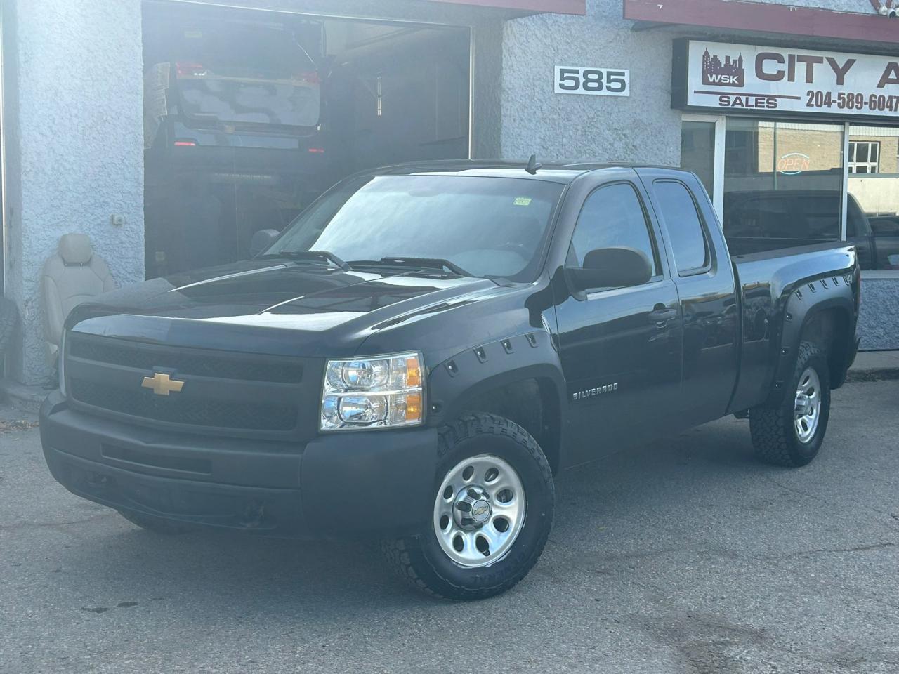 2013 Chevrolet Silverado 1500 4WD Ext Cab 143.5"