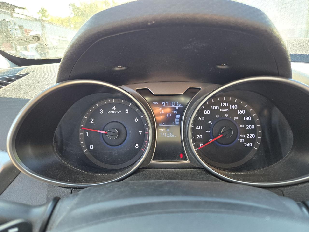 2012 Hyundai Veloster w/Tech - Photo #16