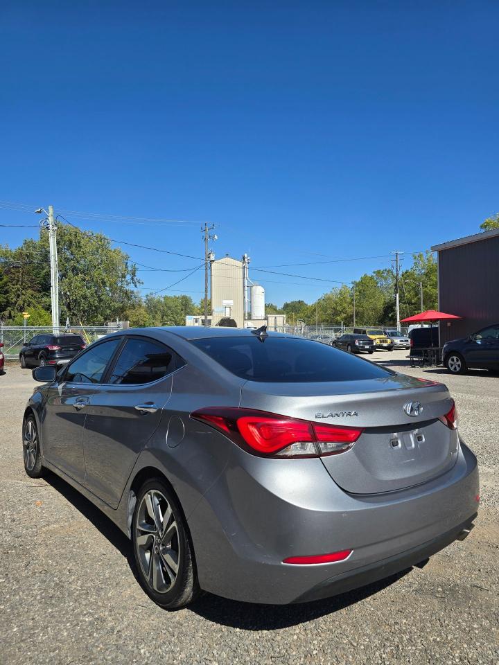 2014 Hyundai Elantra 4dr Sdn Auto Limited w/Navi - Photo #7