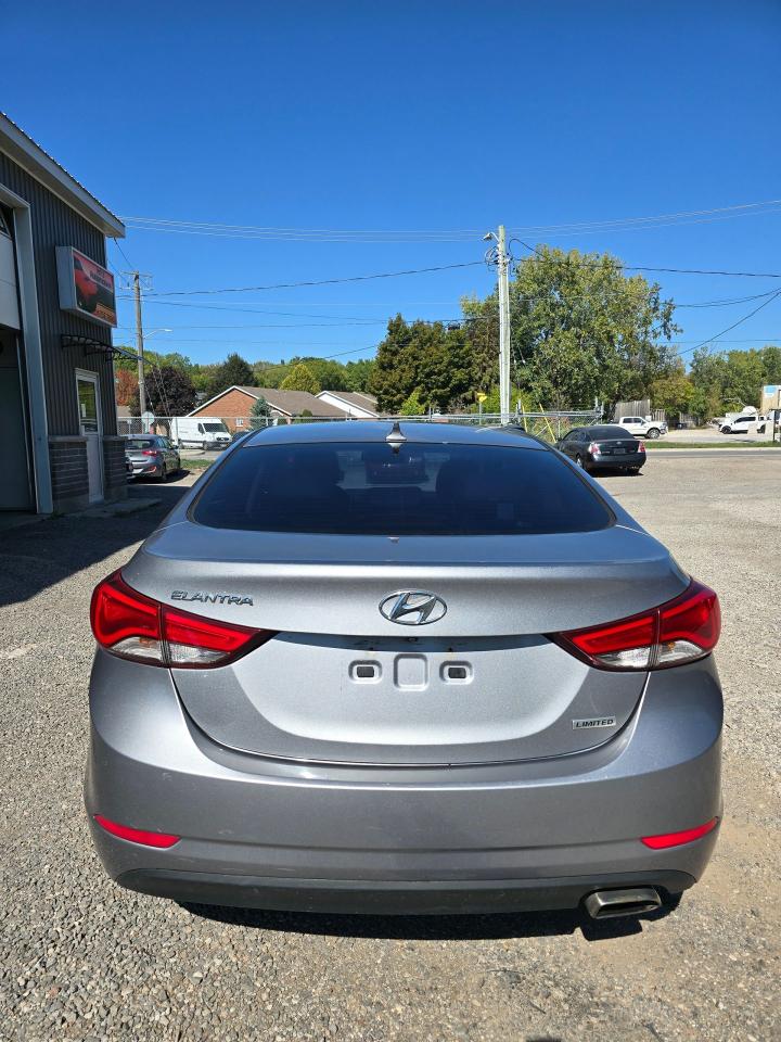 2014 Hyundai Elantra 4dr Sdn Auto Limited w/Navi - Photo #12