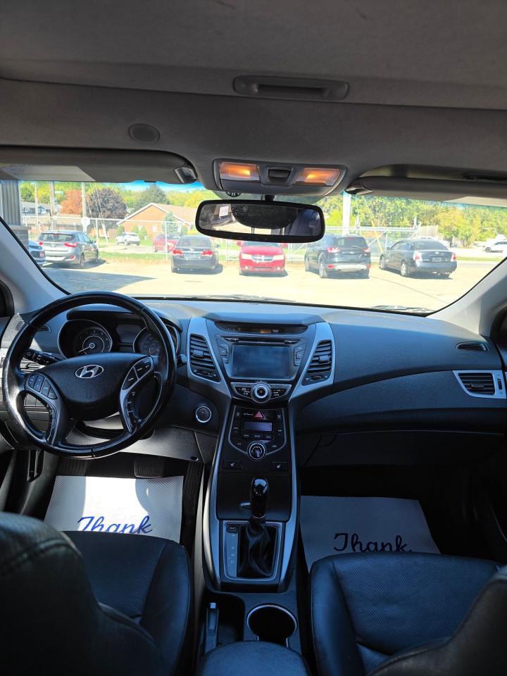 2014 Hyundai Elantra 4dr Sdn Auto Limited w/Navi - Photo #13