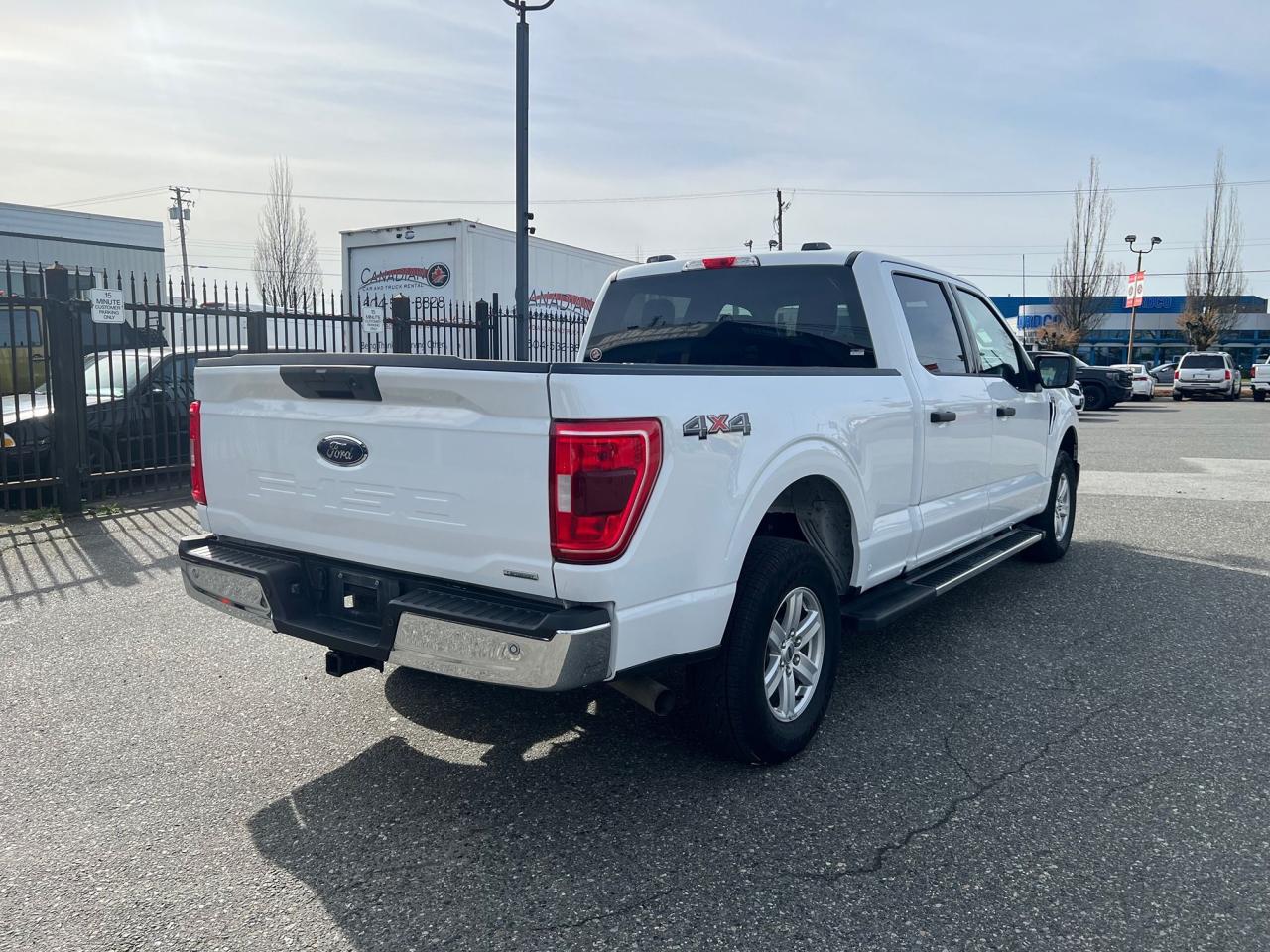 2023 Ford F-150 XLT Photo7