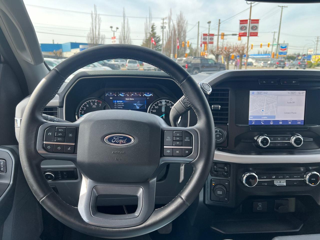 2023 Ford F-150 XLT Photo12