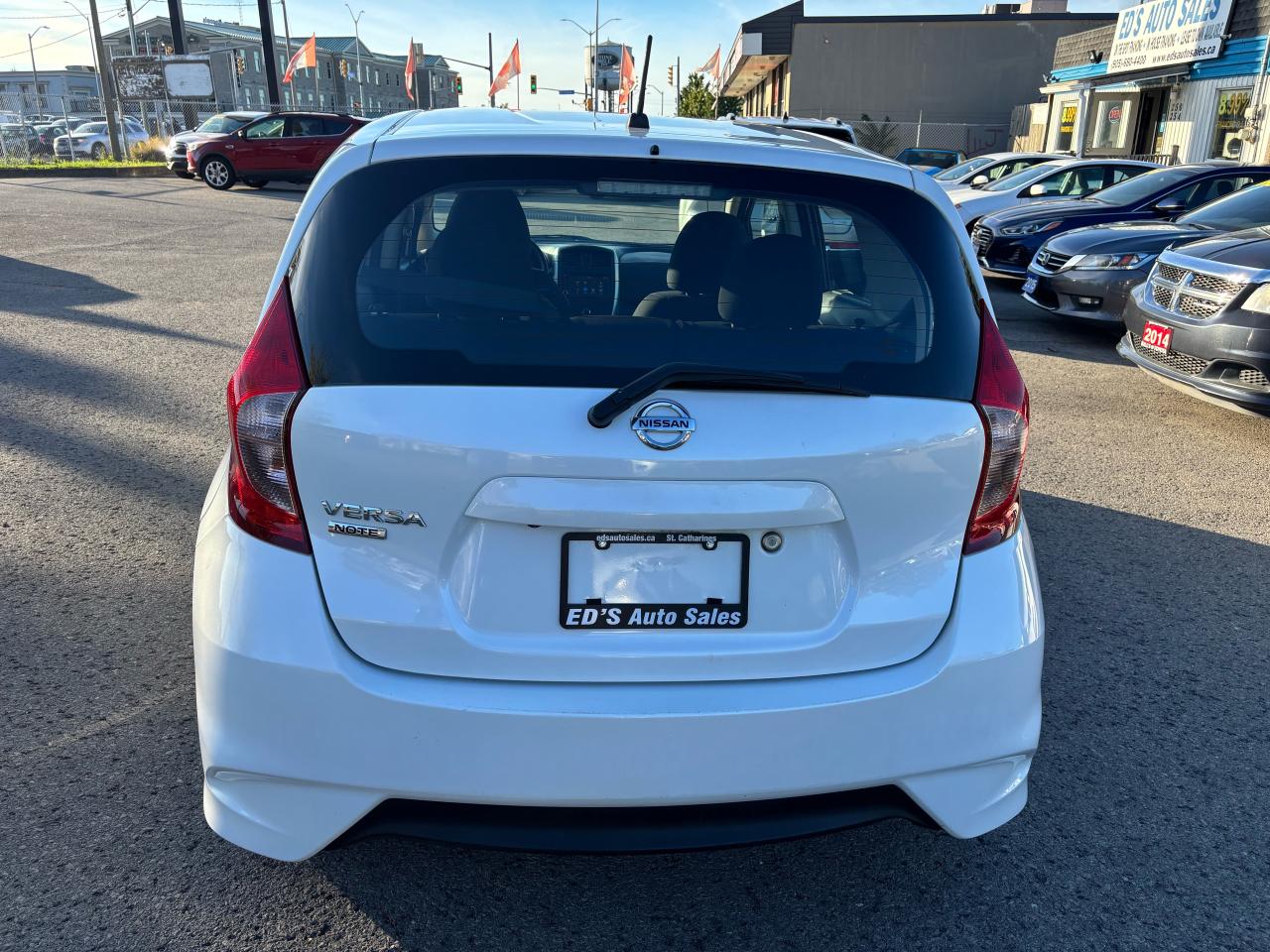 2019 Nissan Versa Note S, Hatchback, Back-Up-Camera, Low Kms. - Photo #6