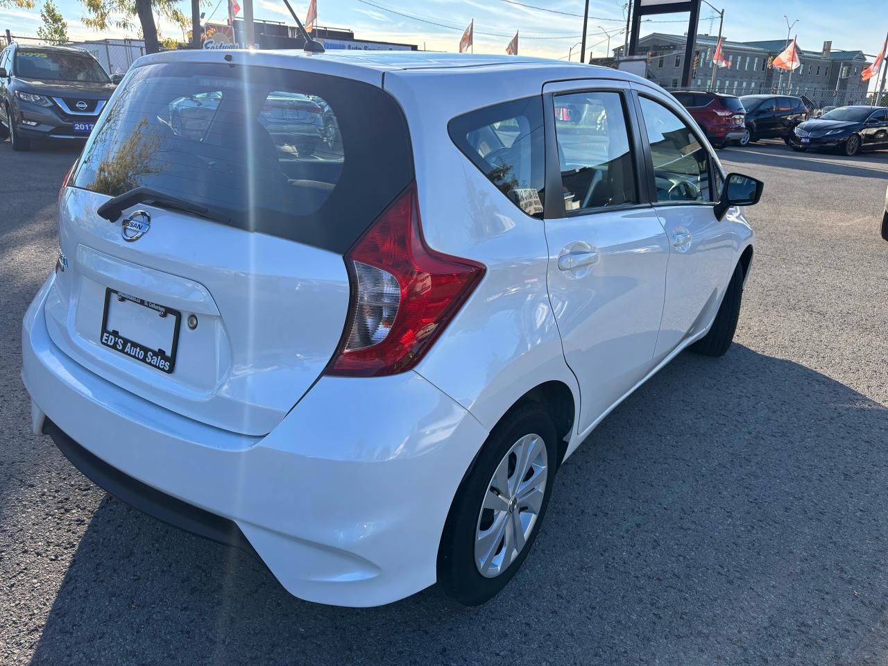 2019 Nissan Versa Note S, Hatchback, Back-Up-Camera, Low Kms. - Photo #7