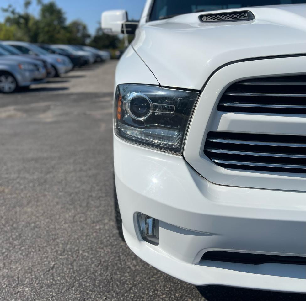 2014 RAM 1500 SPORT 5.7 HEMI 4x4 Photo48