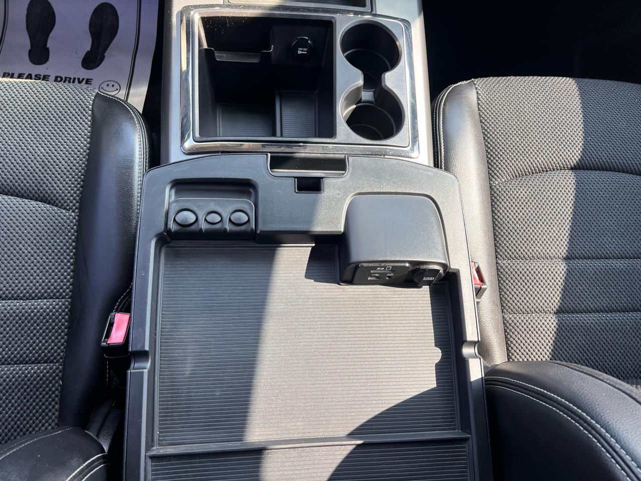 2014 RAM 1500 SPORT 5.7 HEMI 4x4 Photo28