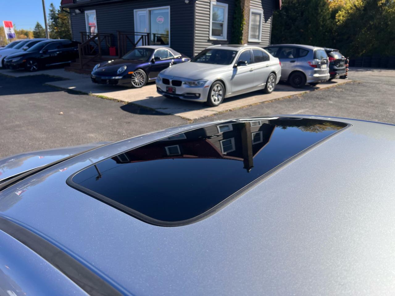 2013 Acura ILX 4dr Sdn Photo11