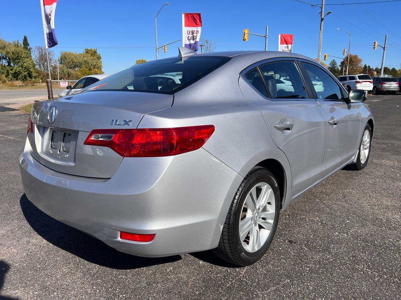 2013 Acura ILX 4dr Sdn Photo34