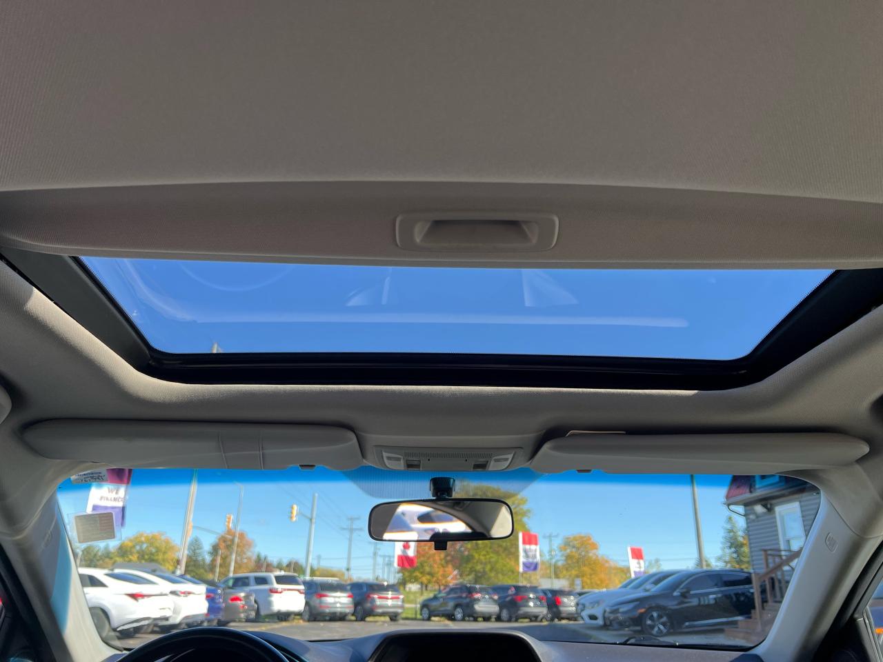 2013 Acura ILX 4dr Sdn Photo26