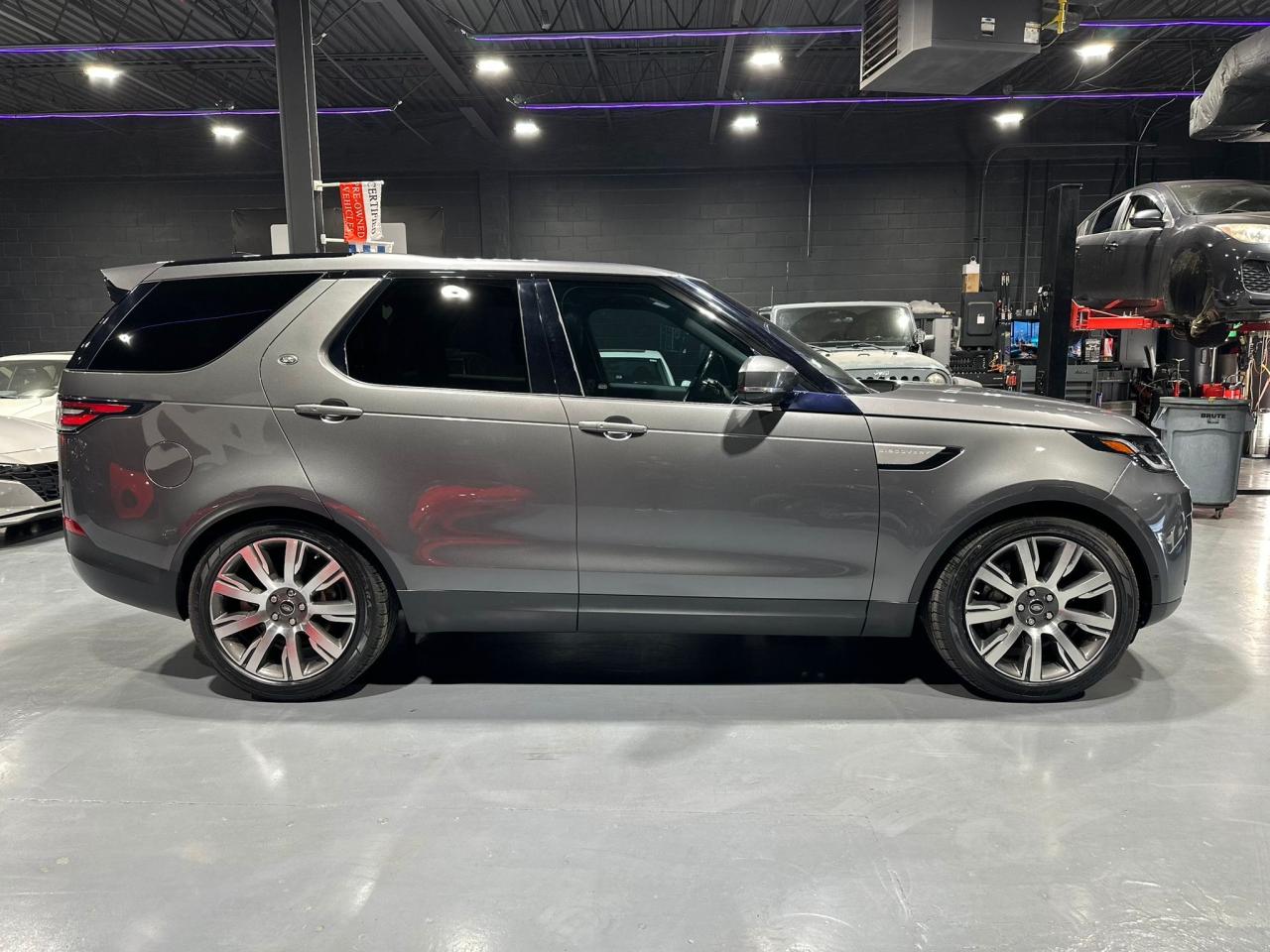 2019 Land Rover Discovery HSE - Photo #5