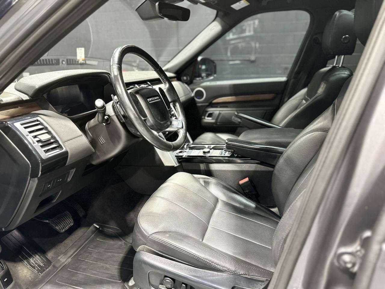 2019 Land Rover Discovery HSE - Photo #9