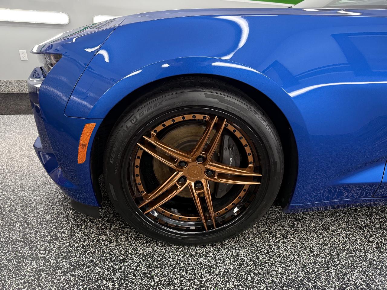 2016 Chevrolet Camaro 2SS - Photo #9