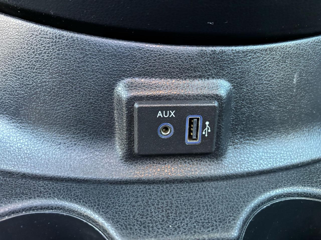 2019 Nissan Versa Note S, Hatchback, Back-Up-Camera, Low Kms.
