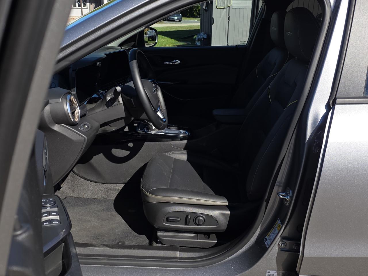 2025 Chevrolet Trax ACTIV - Photo #12