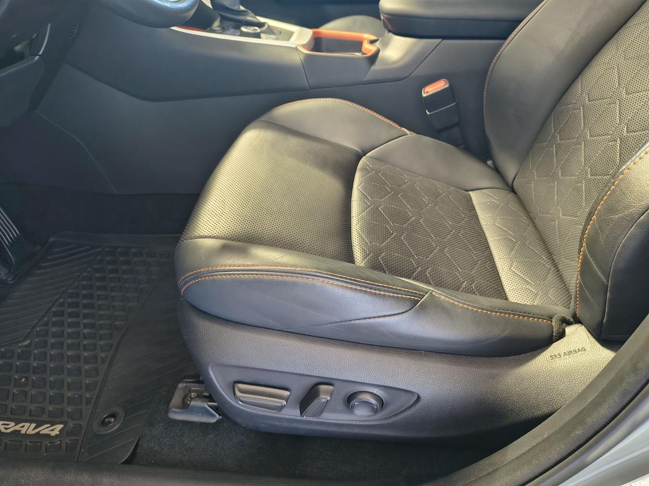 2021 Toyota RAV4 TRAIL Photo0