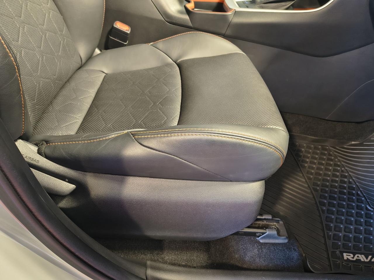 2021 Toyota RAV4 TRAIL Photo0
