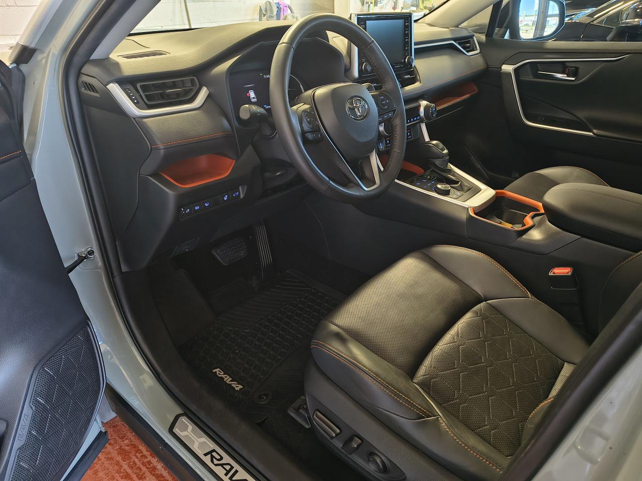 2021 Toyota RAV4 TRAIL Photo0