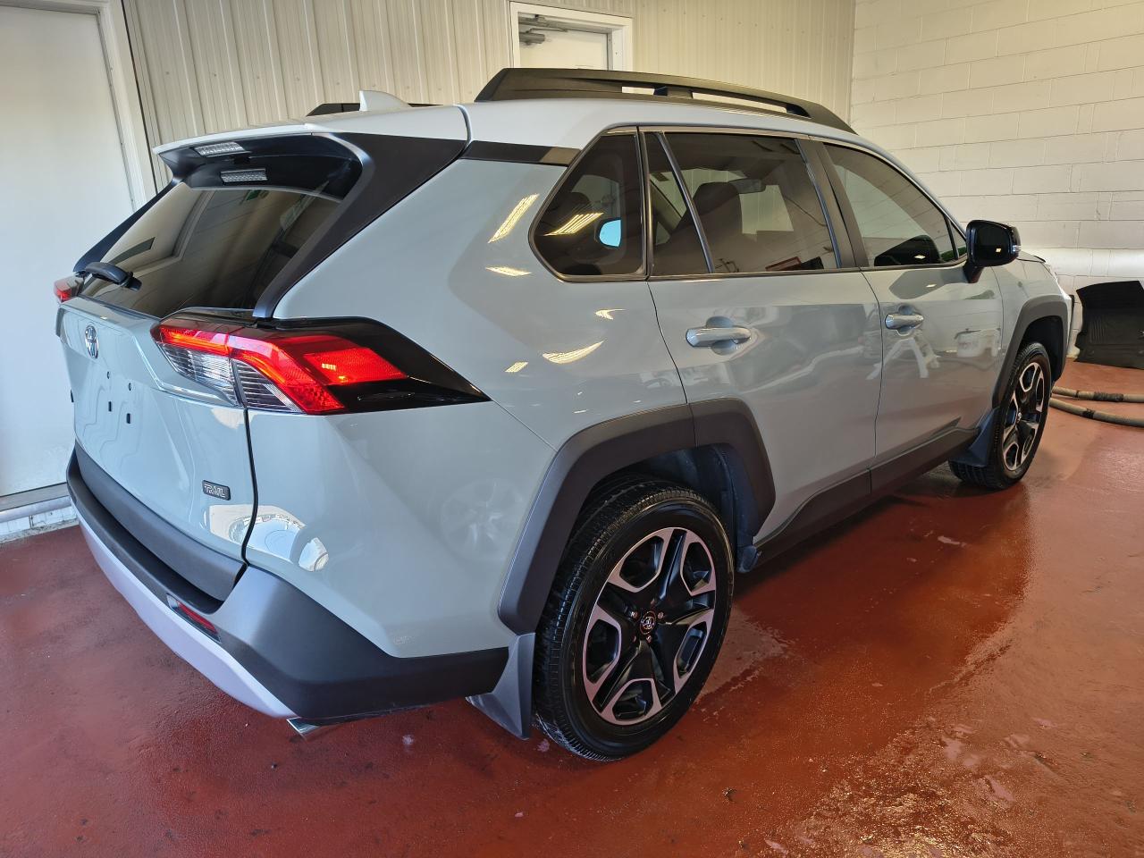 2021 Toyota RAV4 TRAIL Photo0