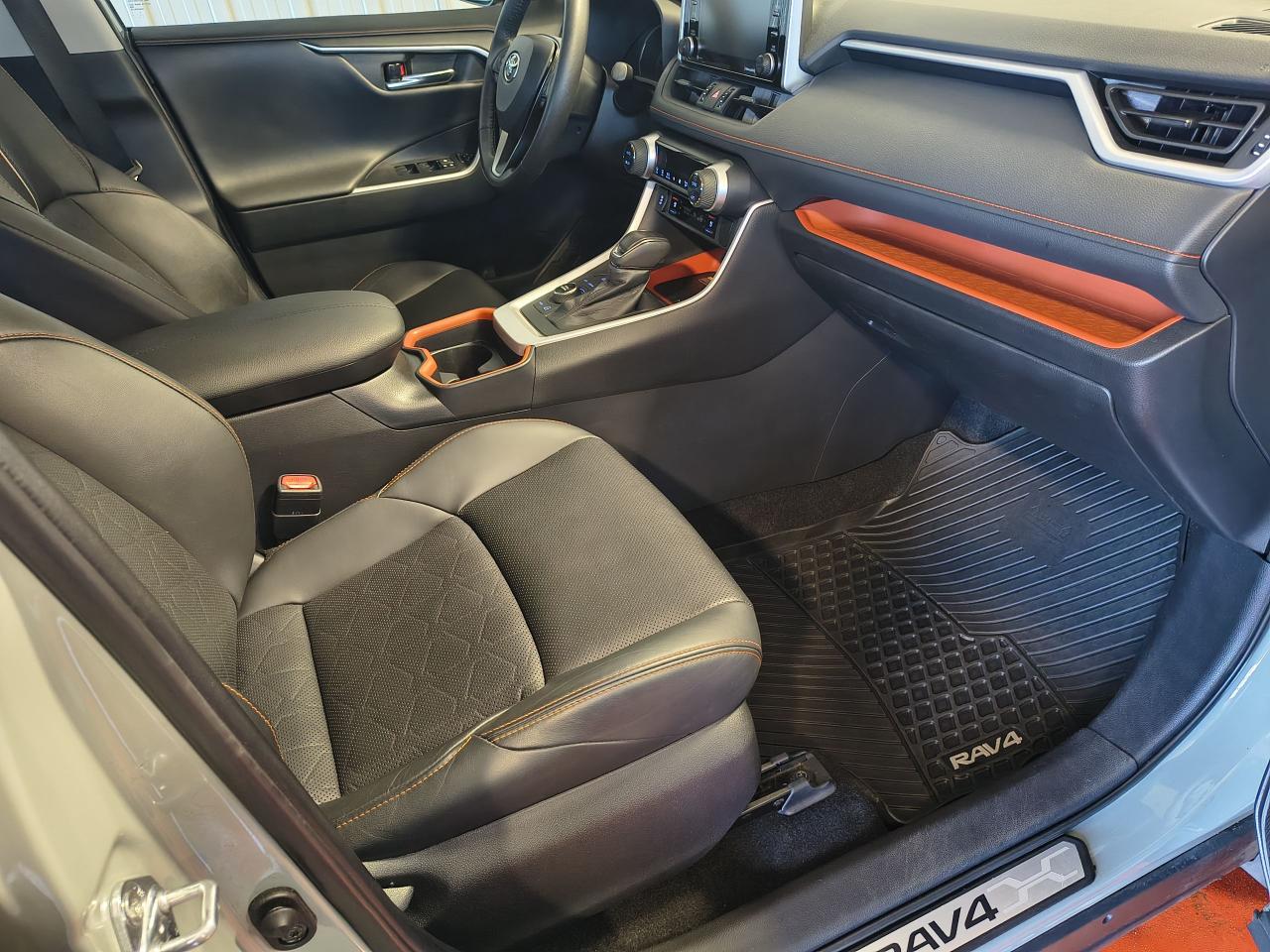 2021 Toyota RAV4 TRAIL Photo0