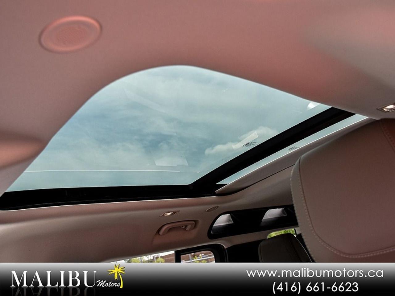 2020 Land Rover Defender First Edition Photo