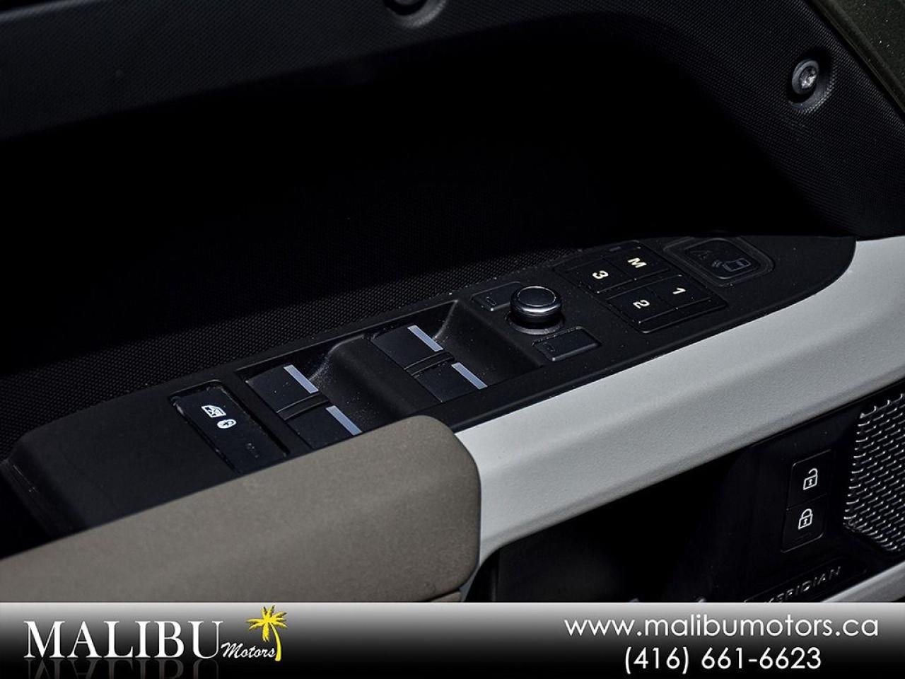 2020 Land Rover Defender First Edition Photo