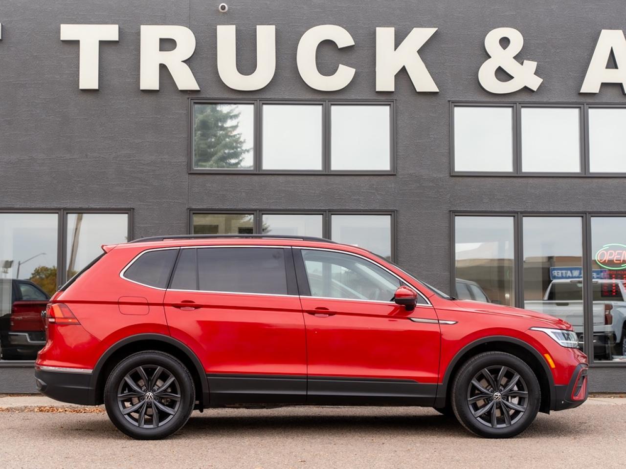 2024 Volkswagen Tiguan COMFORTLINE 4Motion Photo4