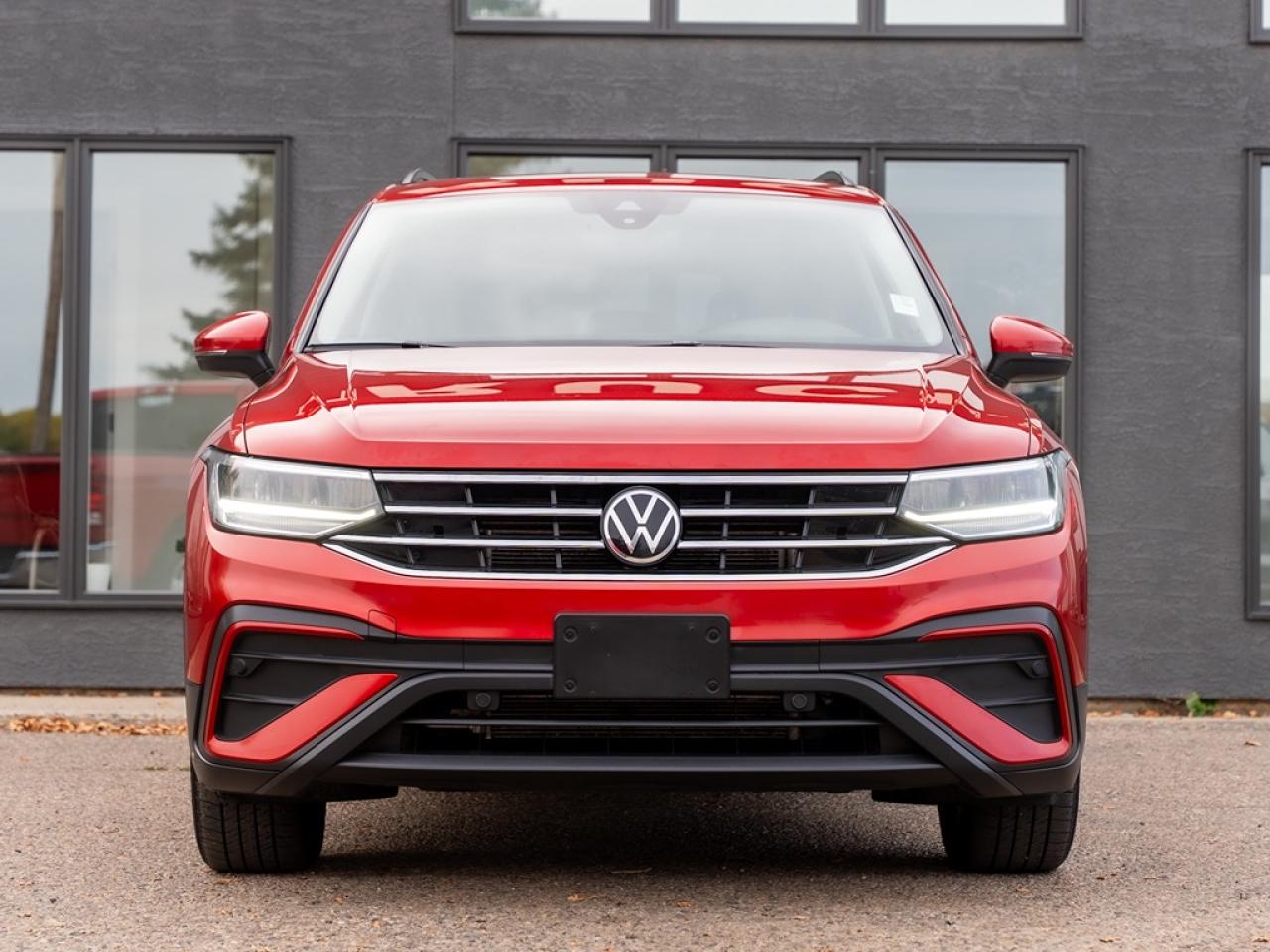 2024 Volkswagen Tiguan COMFORTLINE 4Motion Photo2