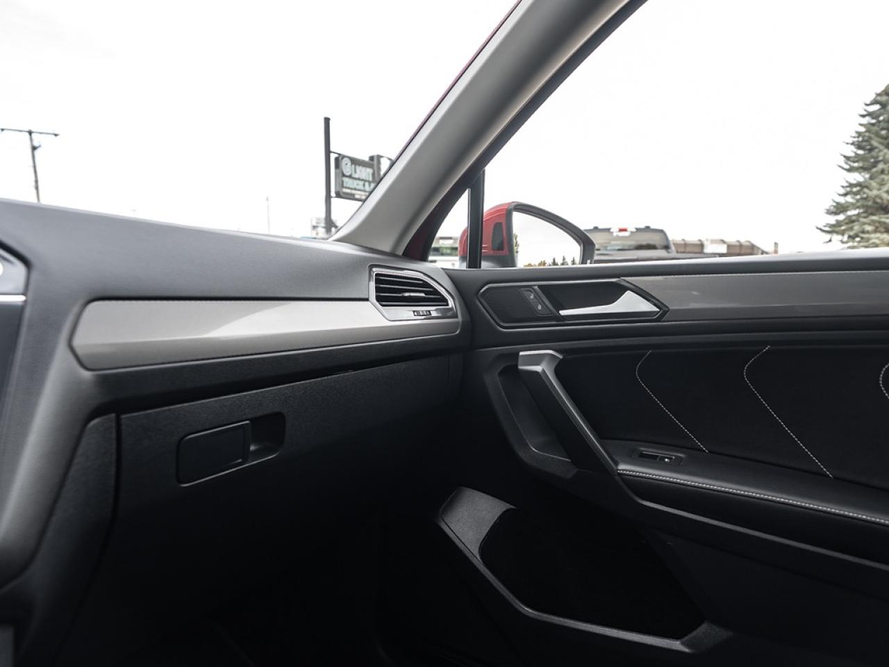 2024 Volkswagen Tiguan COMFORTLINE 4Motion Photo34