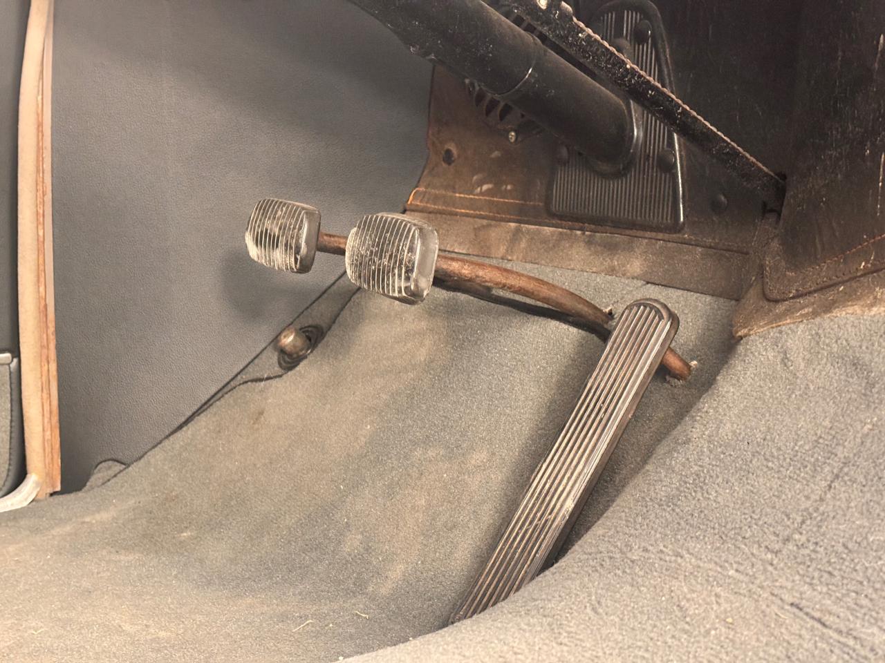 1949 Chevrolet 200 CHEVROLET 100, COMPLETELY RESTORED, TRADES AVAB