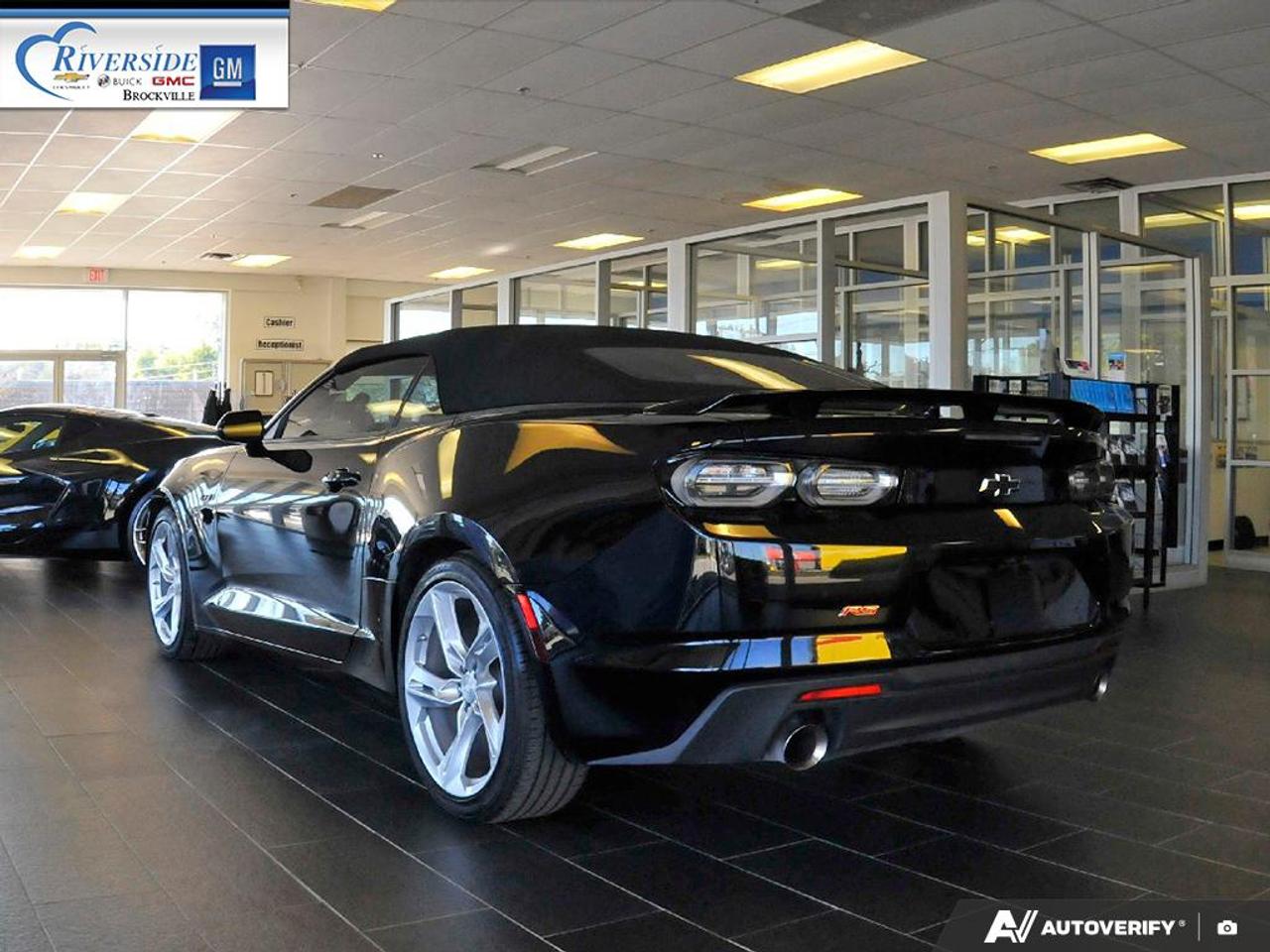 2022 Chevrolet Camaro LT1 Photo