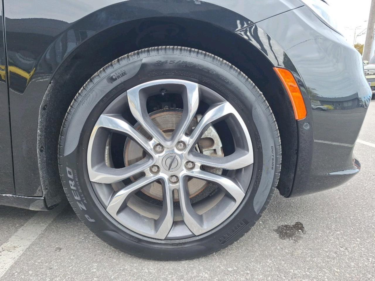 2022 Chrysler Pacifica Pinnacle Photo