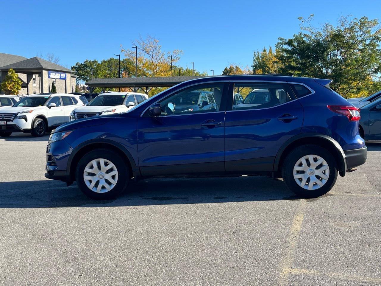 2020 Nissan Qashqai FWD S Manual Photo3