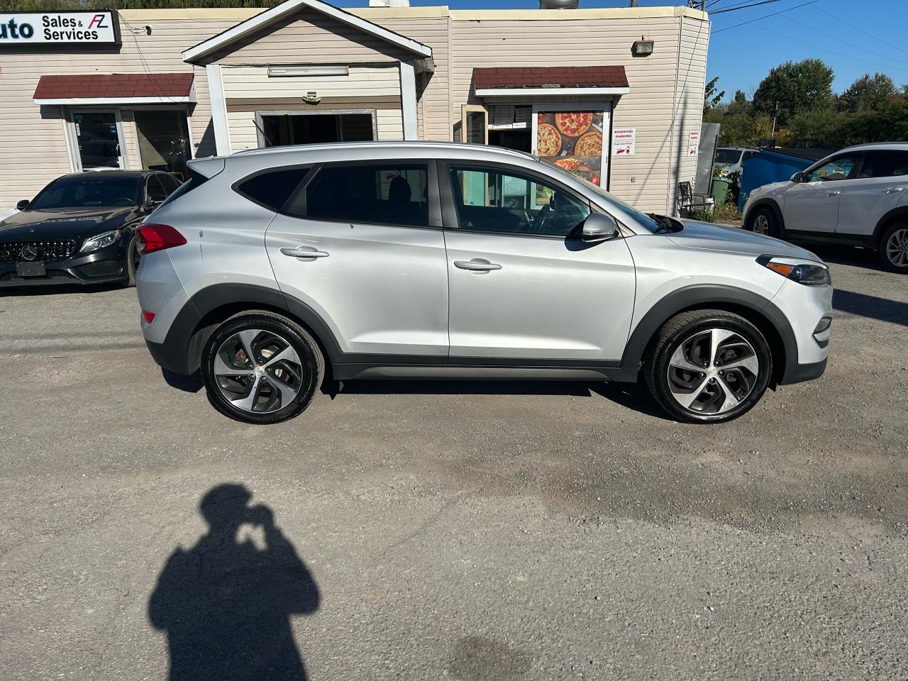 2016 Hyundai Tucson Premium - Photo #3