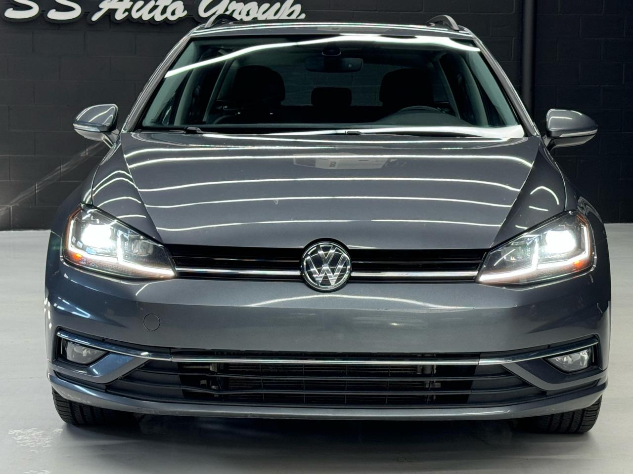 2018 Volkswagen Golf SportWagen AWD|CARPLAY|PANO|LEATHER|CLEAN CARFAX| - Photo #2