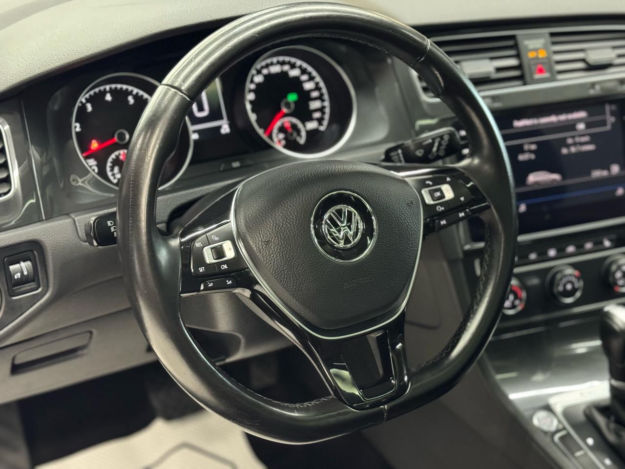 2018 Volkswagen Golf SportWagen AWD|CARPLAY|PANO|LEATHER|CLEAN CARFAX| - Photo #8